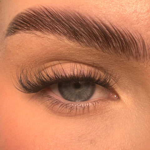 I.F.L.Y. Super Pre-Glued Lashes